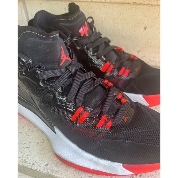 Nike Jordan Men\'s Shoes Jordan Zion 1 Bloodline Sz 8 Black/White/Bright Crimson main image 5